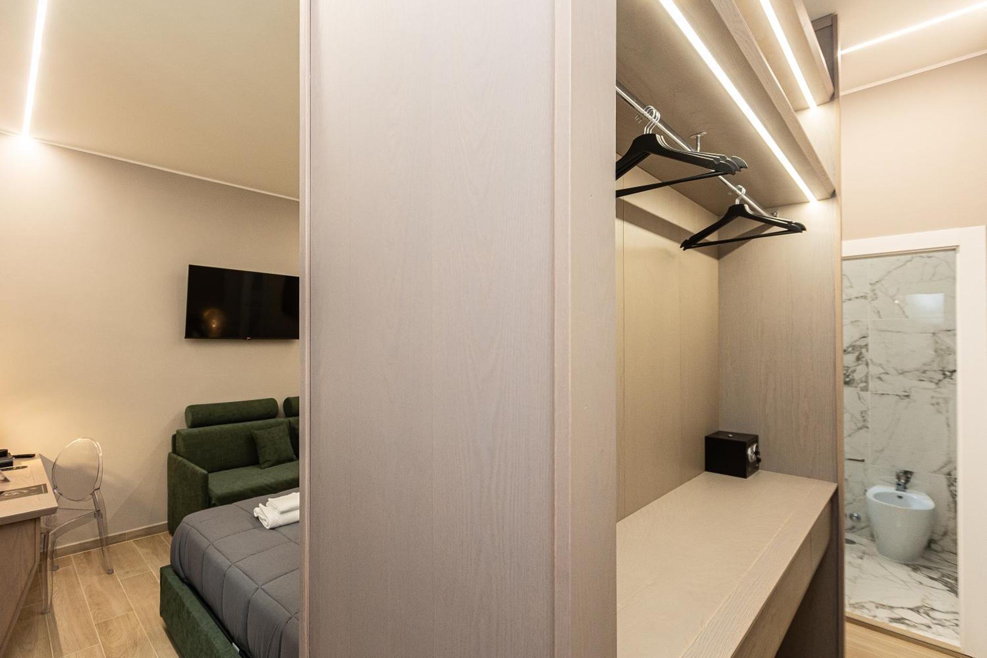Iron Luxury Rooms 罗马 外观 照片
