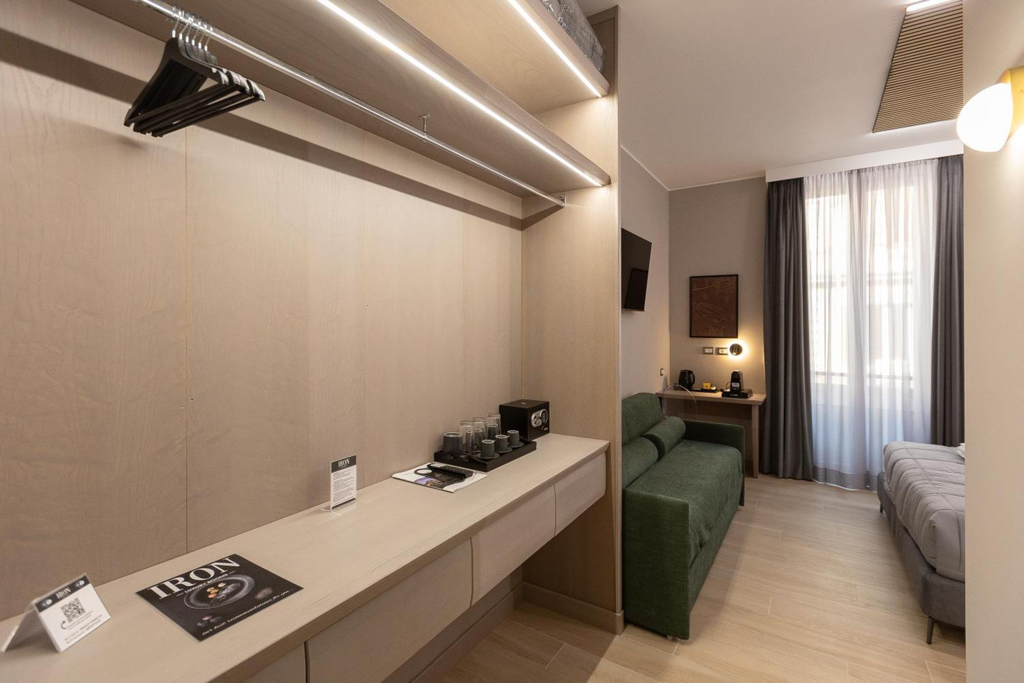Iron Luxury Rooms 罗马 外观 照片